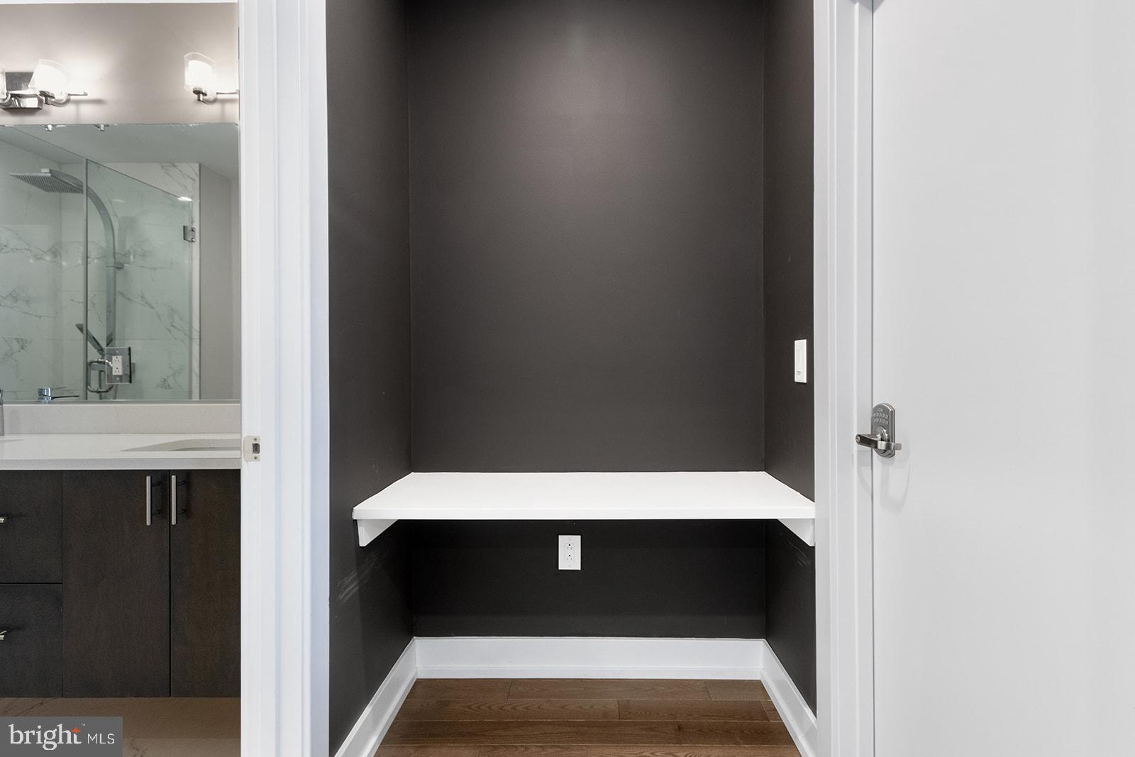 GRADUATE HOSPITAL - Residential