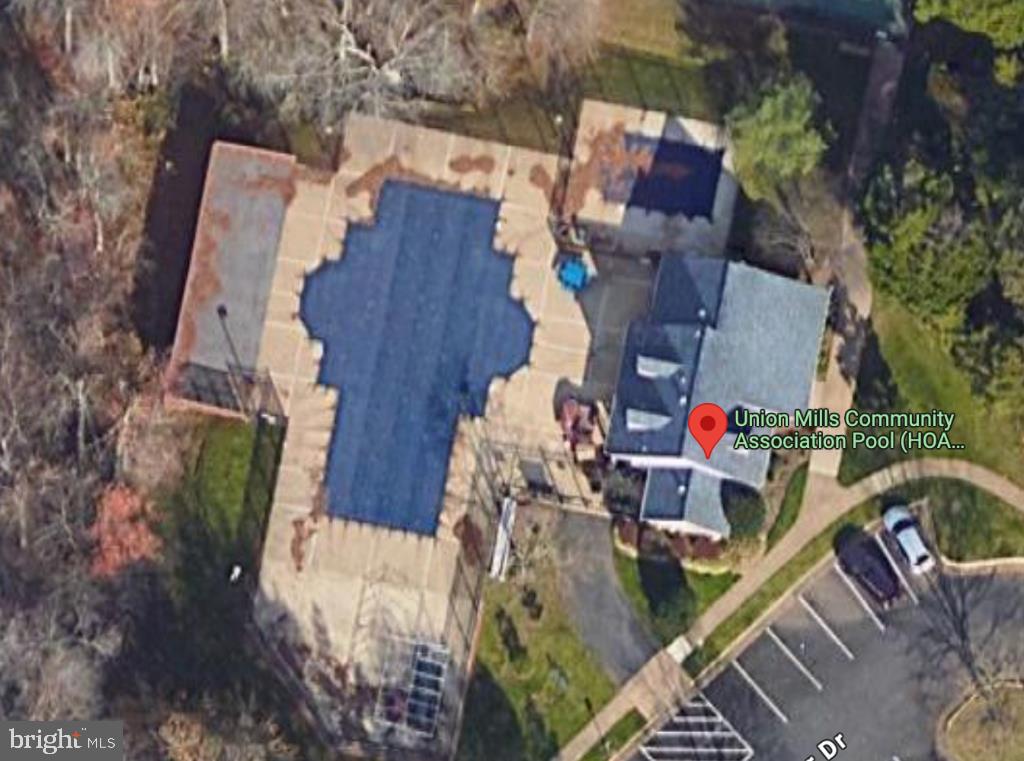 CENTREVILLE GREEN - Residential