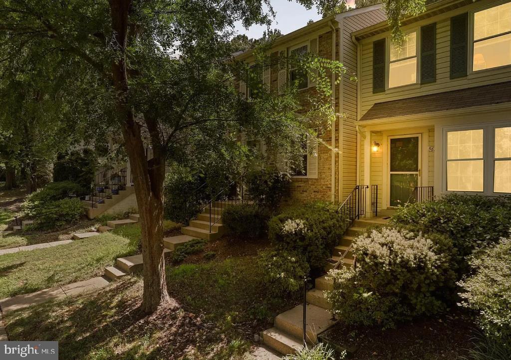 CENTREVILLE GREEN - Residential