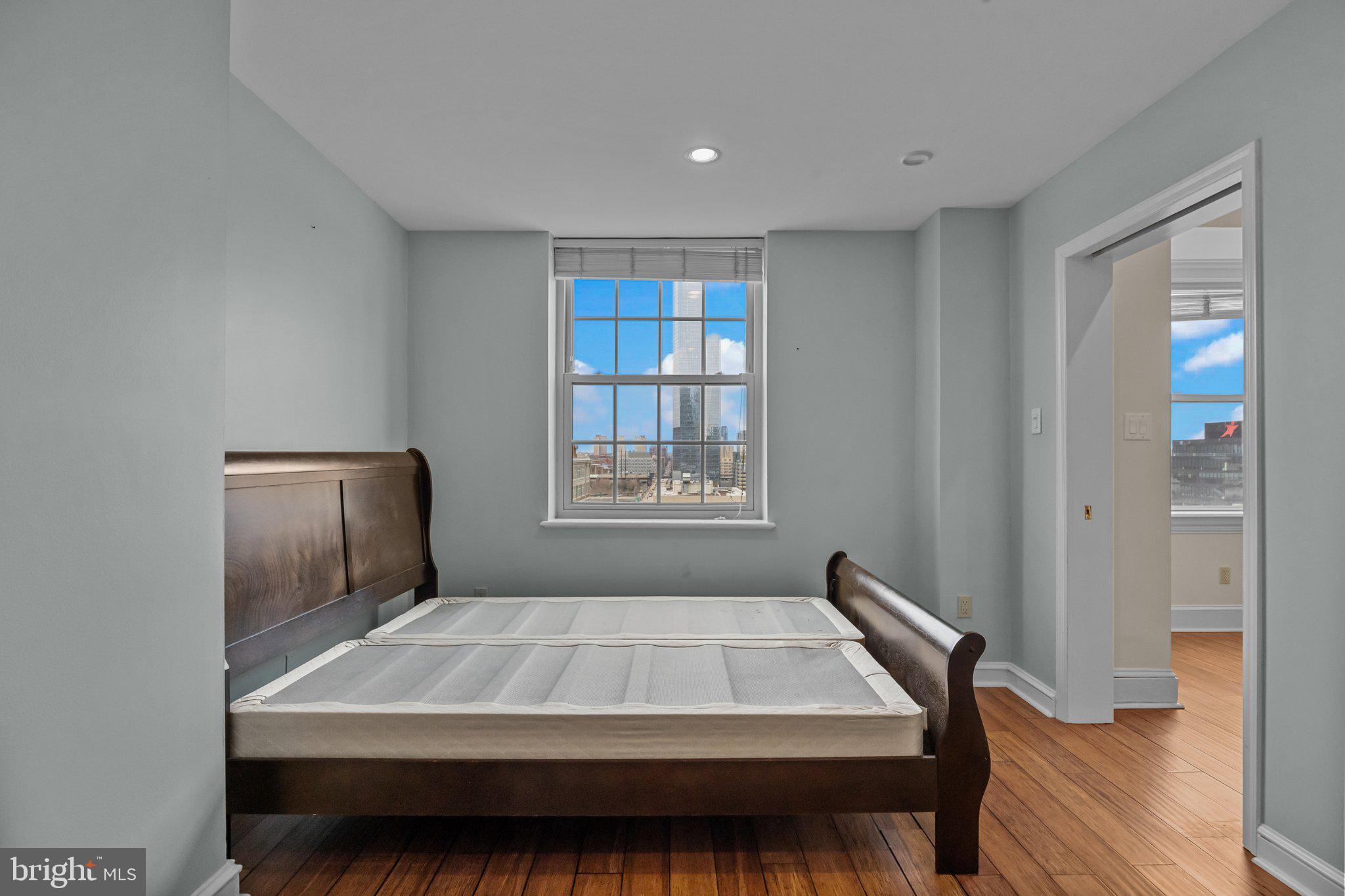 RITTENHOUSE SQUARE - Residential Lease