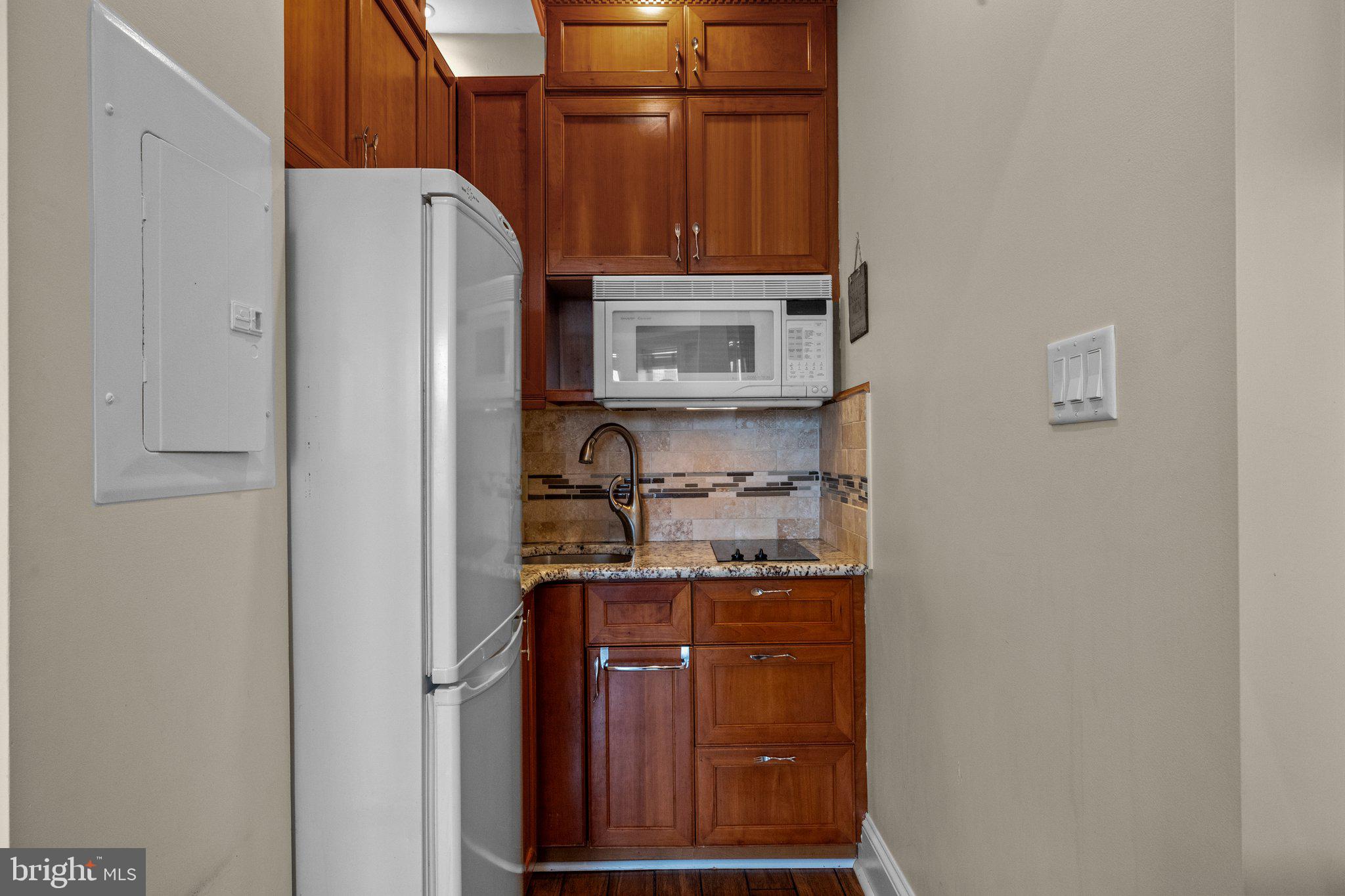 RITTENHOUSE SQUARE - Residential Lease