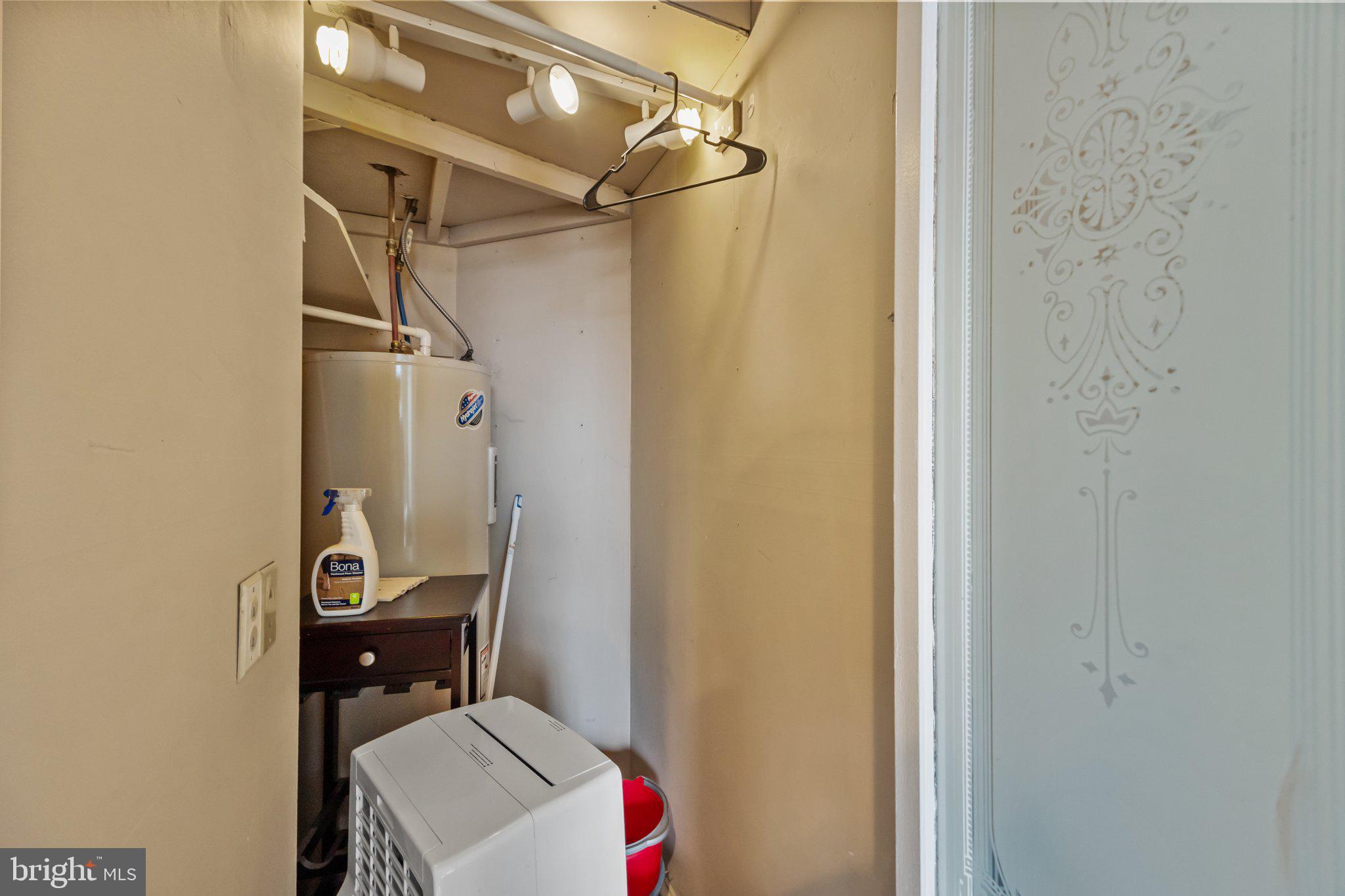 RITTENHOUSE SQUARE - Residential Lease