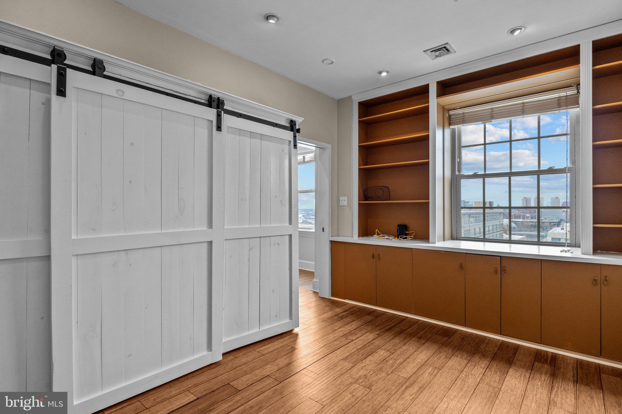 RITTENHOUSE SQUARE - Residential Lease