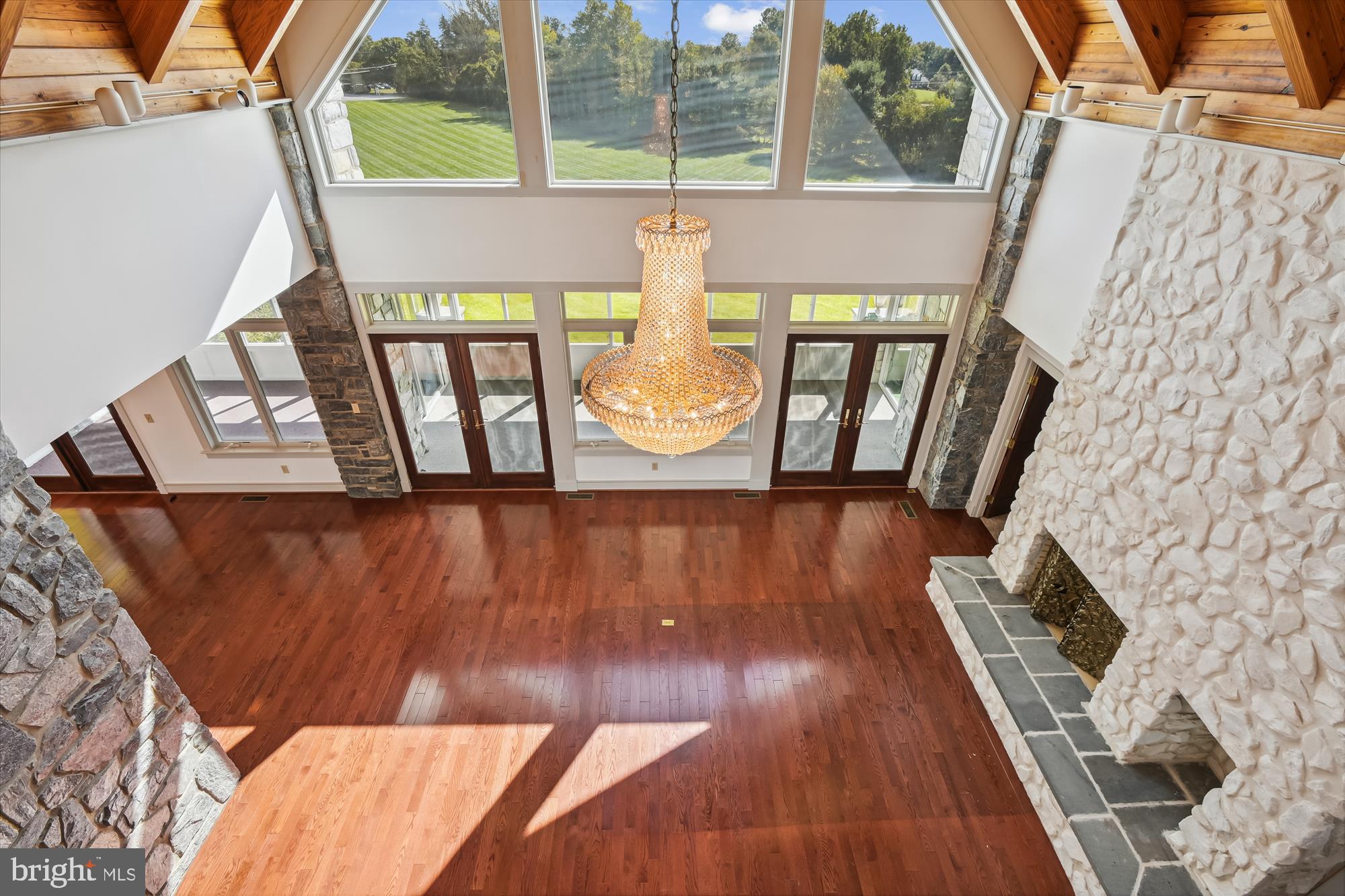 GOVERNORS MANOR - Residential