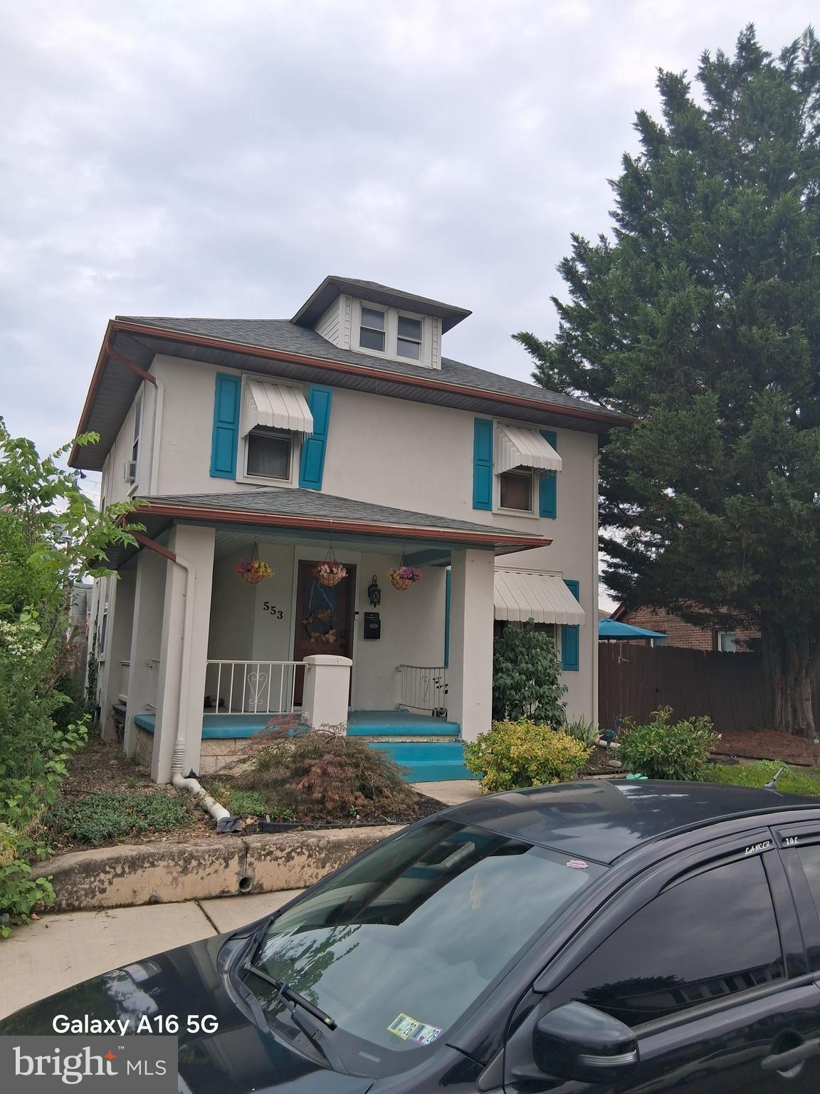 553 PACIFIC AVENUE