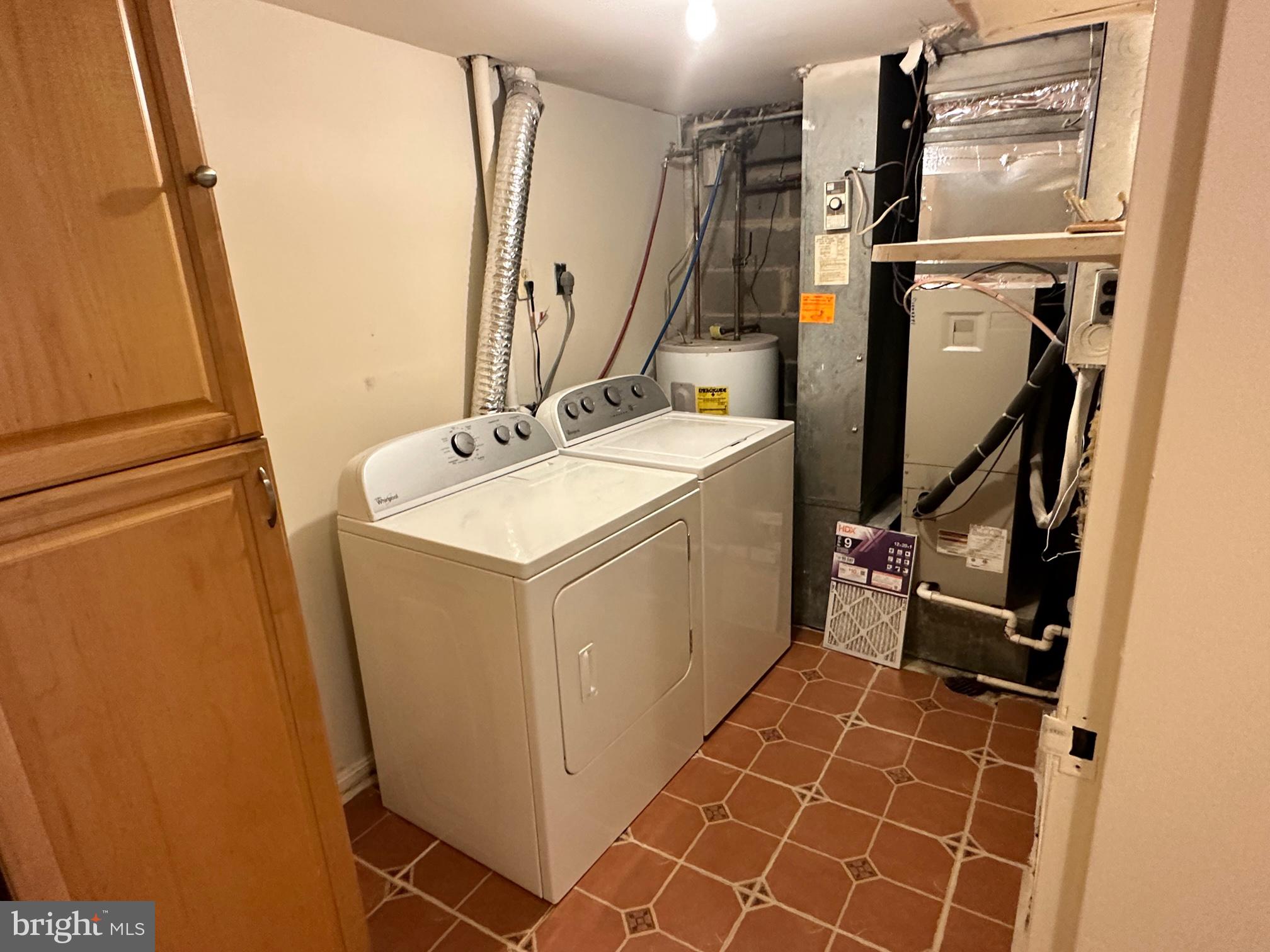 TERRACE TOWNE HOMES OF WOODLAWN - Residential Lease