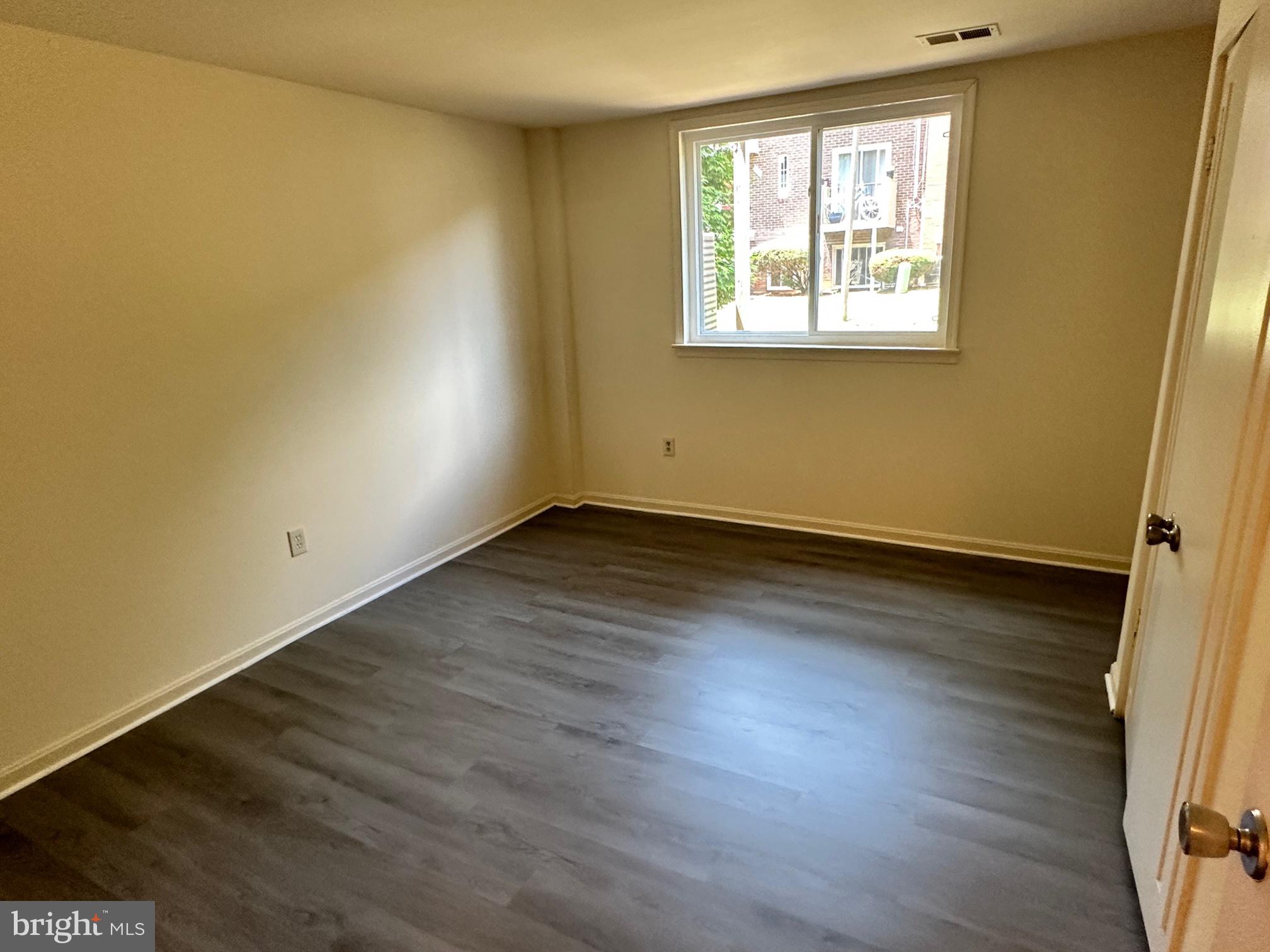 TERRACE TOWNE HOMES OF WOODLAWN - Residential Lease