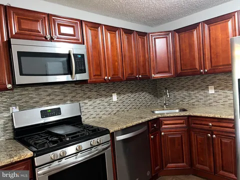 North Brunswick, NJ 08902