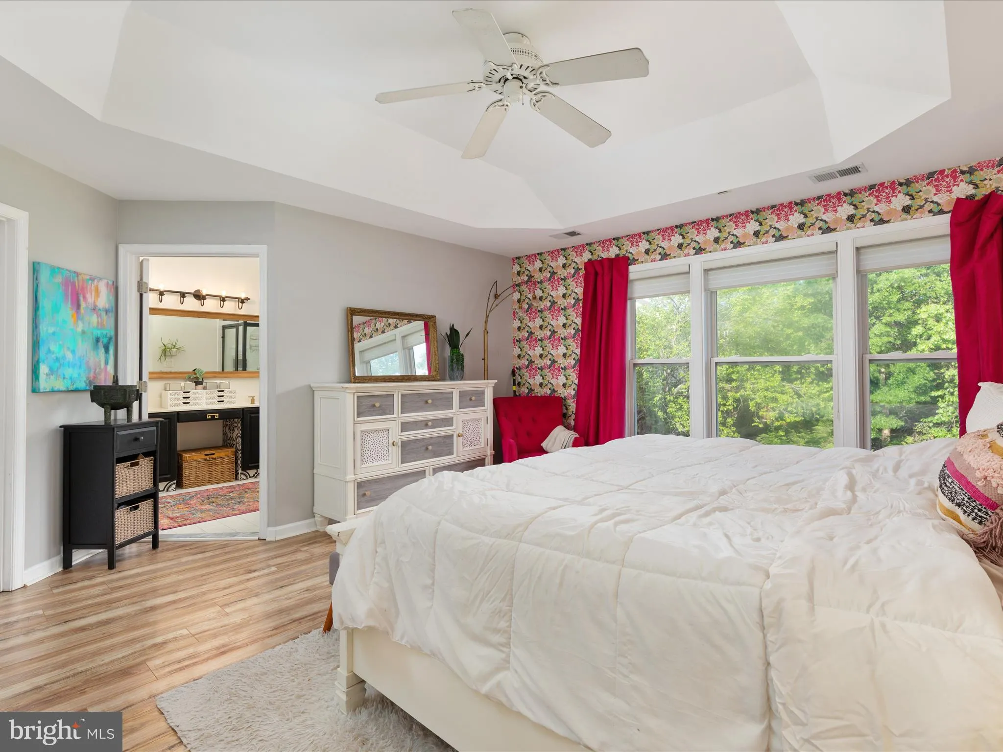 Sterling, Virginia 20165, United States, 4 Bedrooms Bedrooms, ,4 BathroomsBathrooms,Residential,Contingent,120518