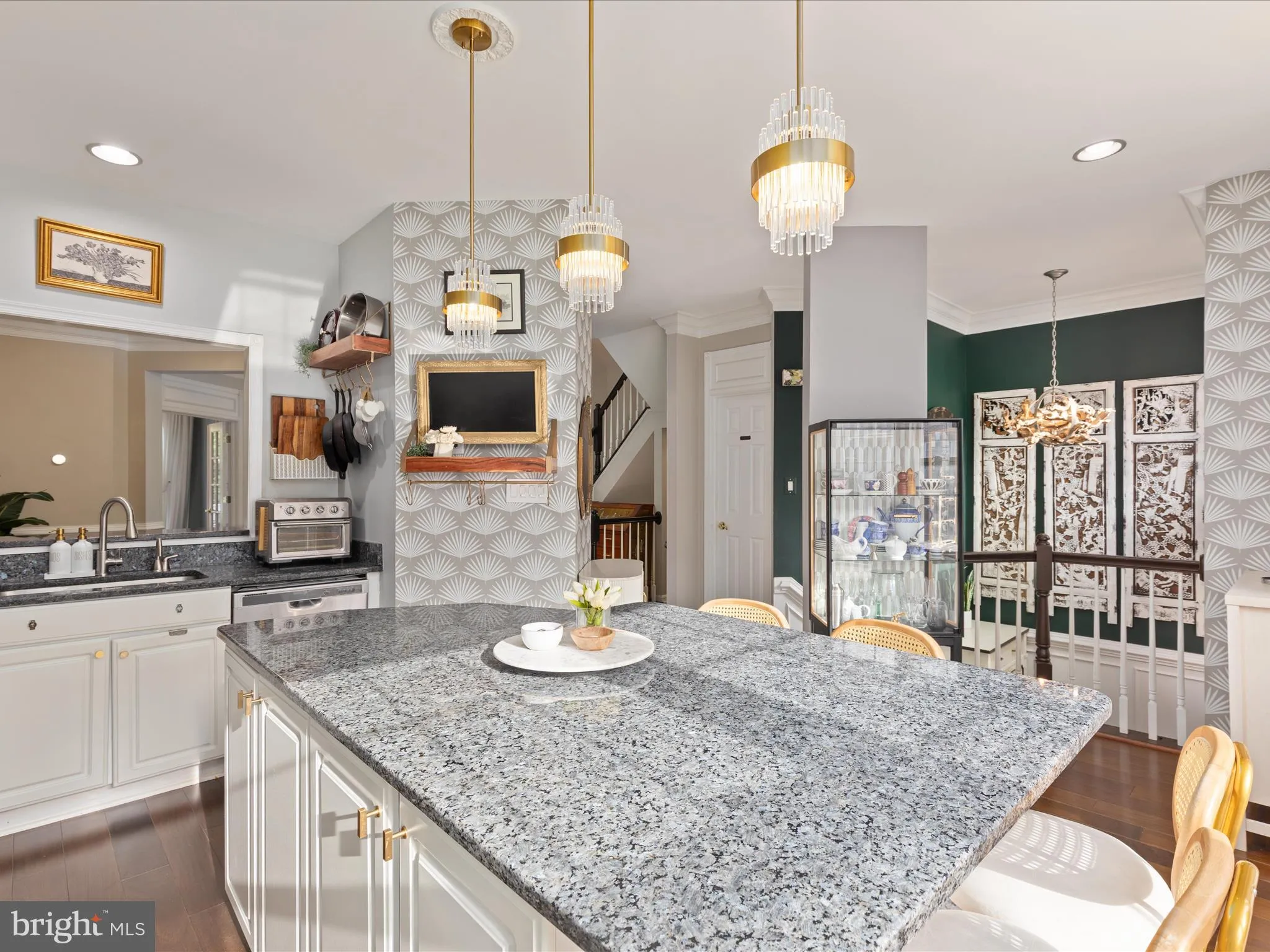 Sterling, Virginia 20165, United States, 4 Bedrooms Bedrooms, ,4 BathroomsBathrooms,Residential,Contingent,120518