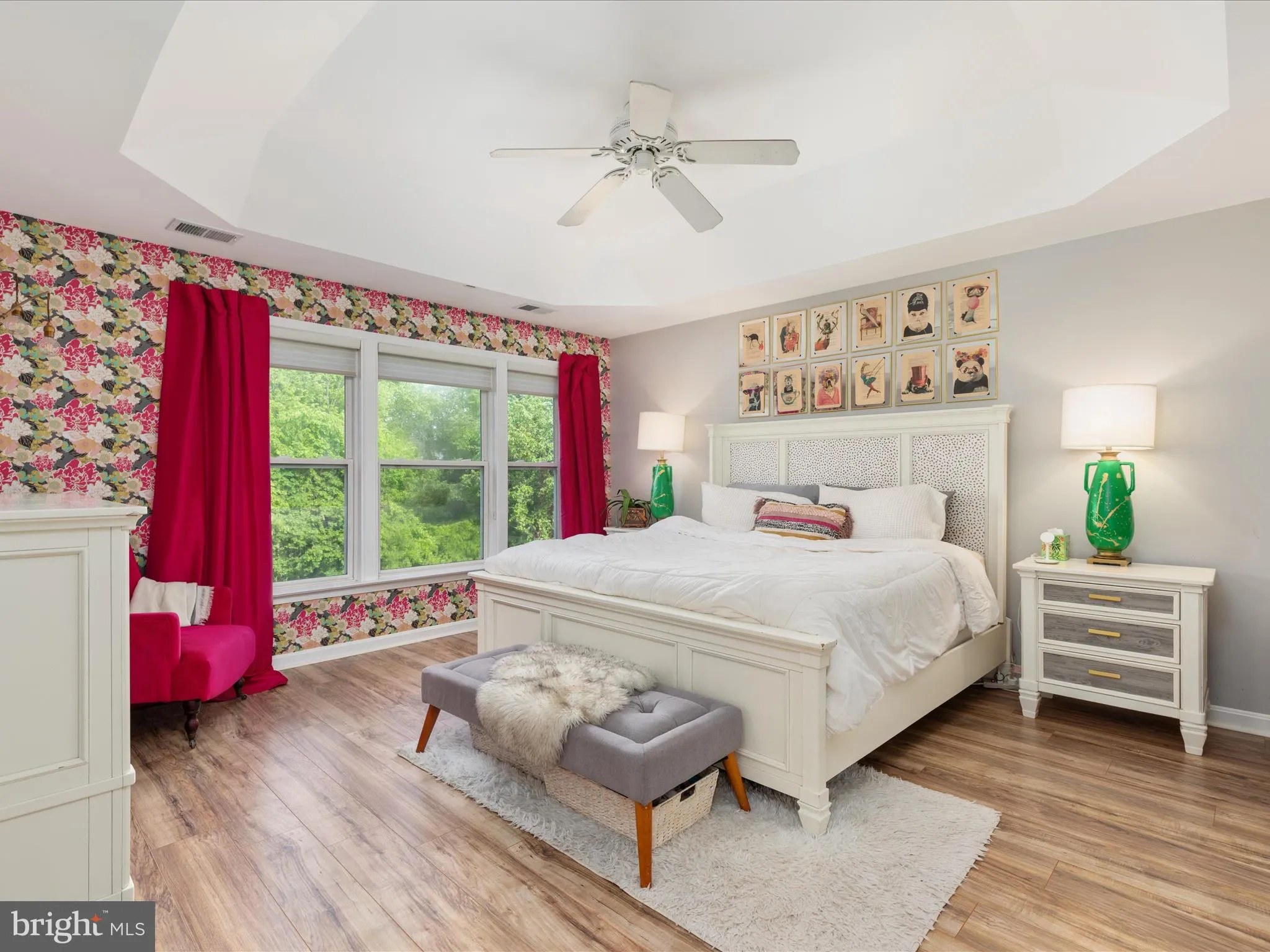 Sterling, Virginia 20165, United States, 4 Bedrooms Bedrooms, ,4 BathroomsBathrooms,Residential,Contingent,120518