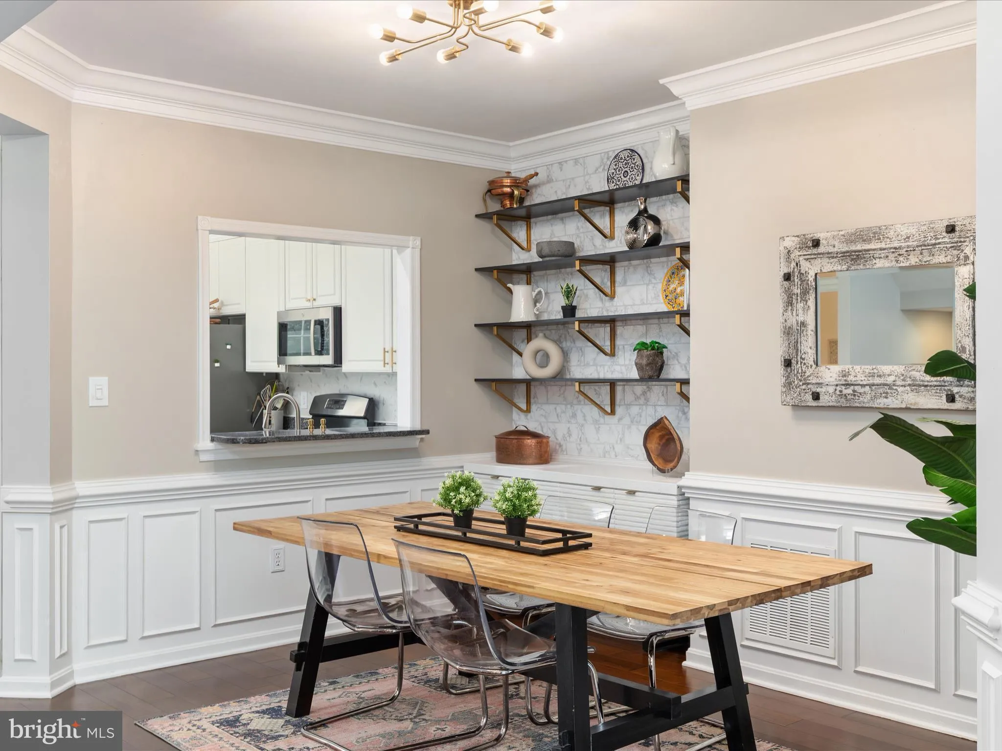 Sterling, Virginia 20165, United States, 4 Bedrooms Bedrooms, ,4 BathroomsBathrooms,Residential,Contingent,120518