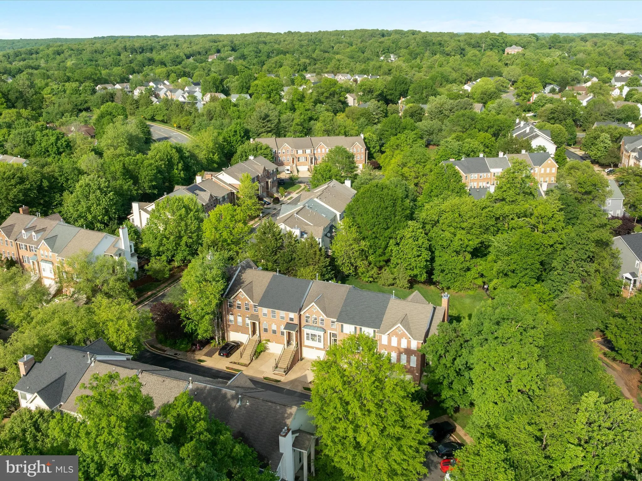 Sterling, Virginia 20165, United States, 4 Bedrooms Bedrooms, ,4 BathroomsBathrooms,Residential,Contingent,120518