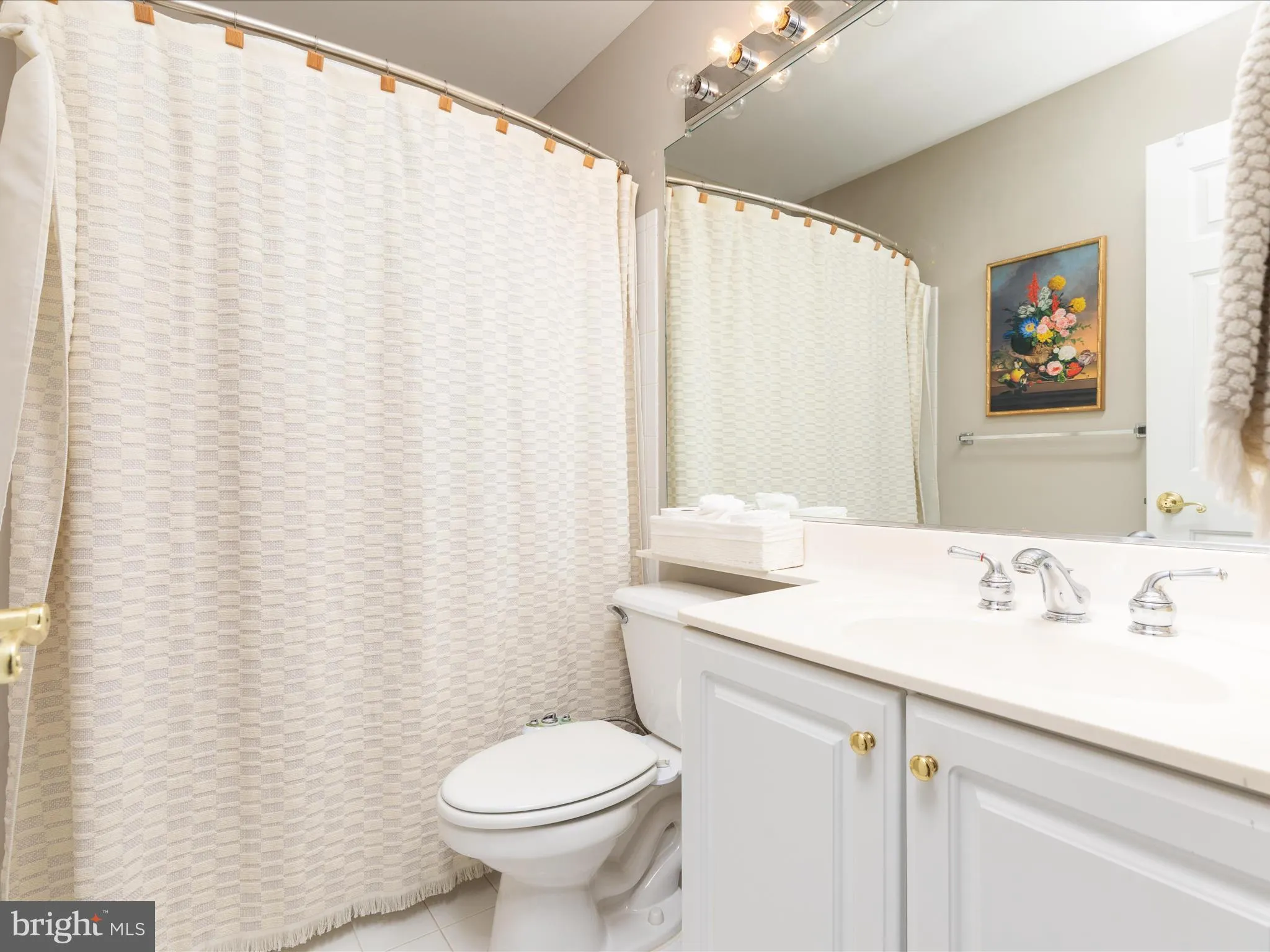 Sterling, Virginia 20165, United States, 4 Bedrooms Bedrooms, ,4 BathroomsBathrooms,Residential,Contingent,120518