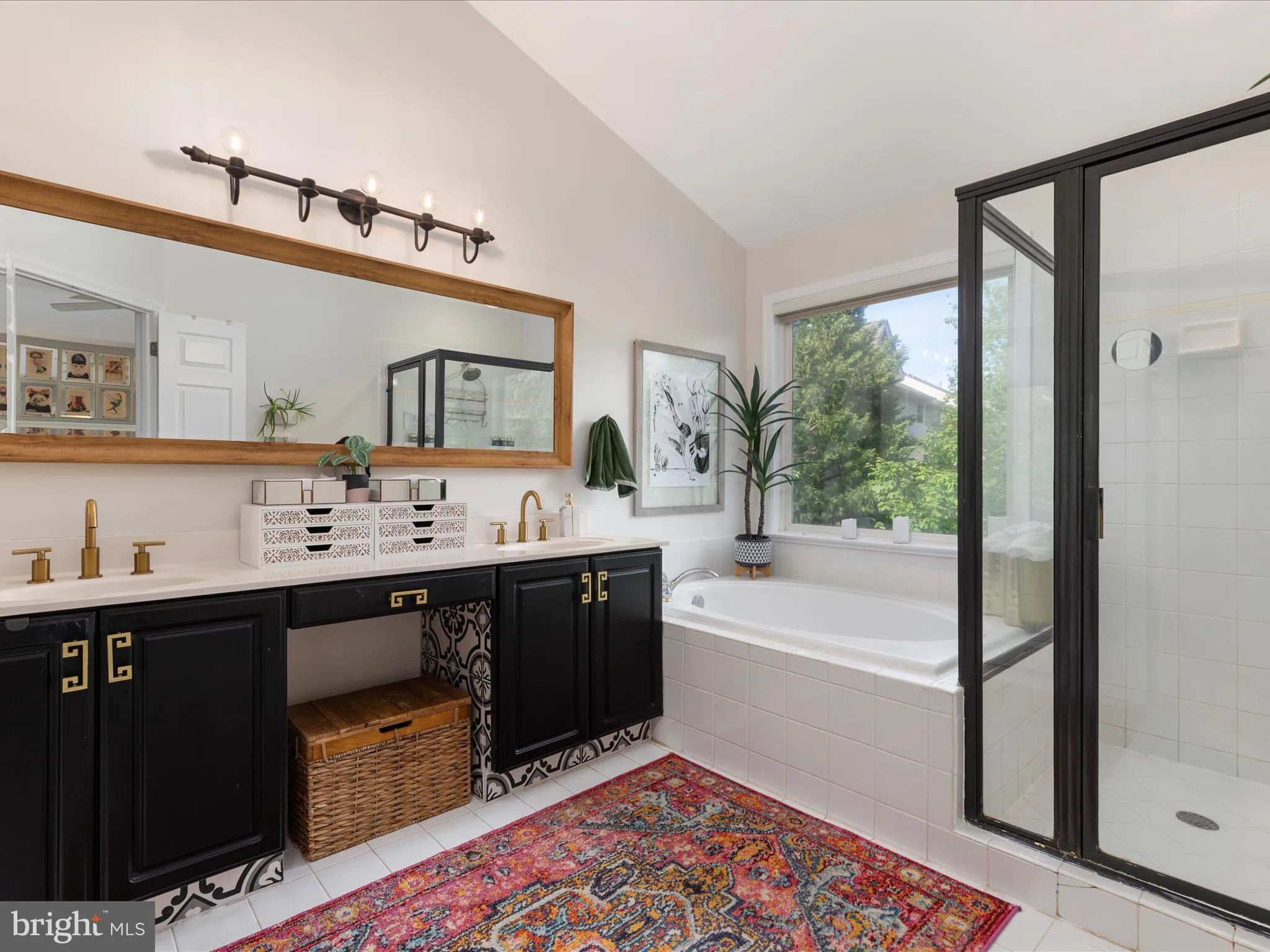 Sterling, Virginia 20165, United States, 4 Bedrooms Bedrooms, ,4 BathroomsBathrooms,Residential,Contingent,120518