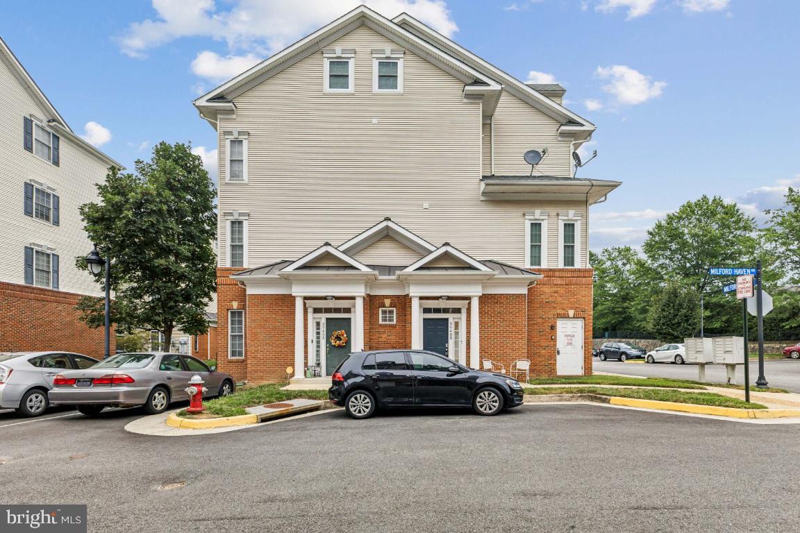 LORTON STATION NORTH CND - Residential