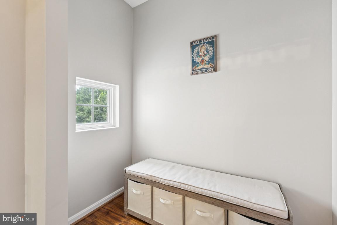 LORTON STATION NORTH CND - Residential