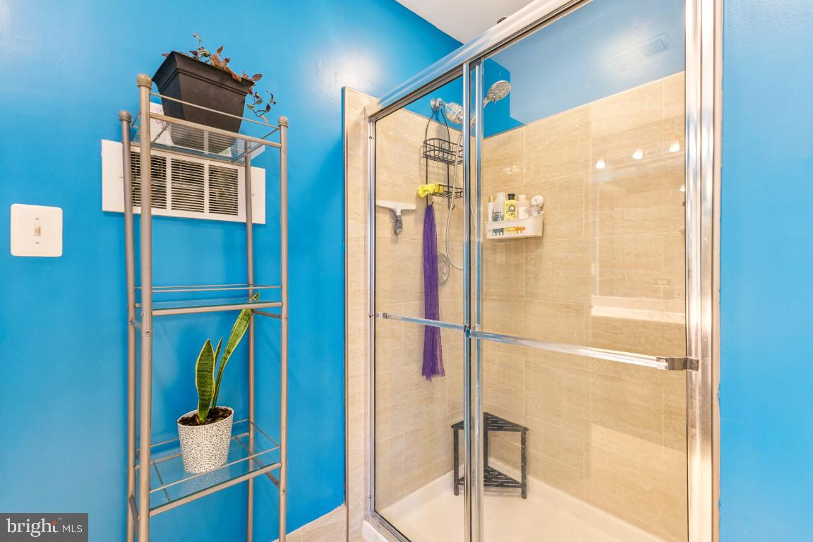 LORTON STATION NORTH CND - Residential