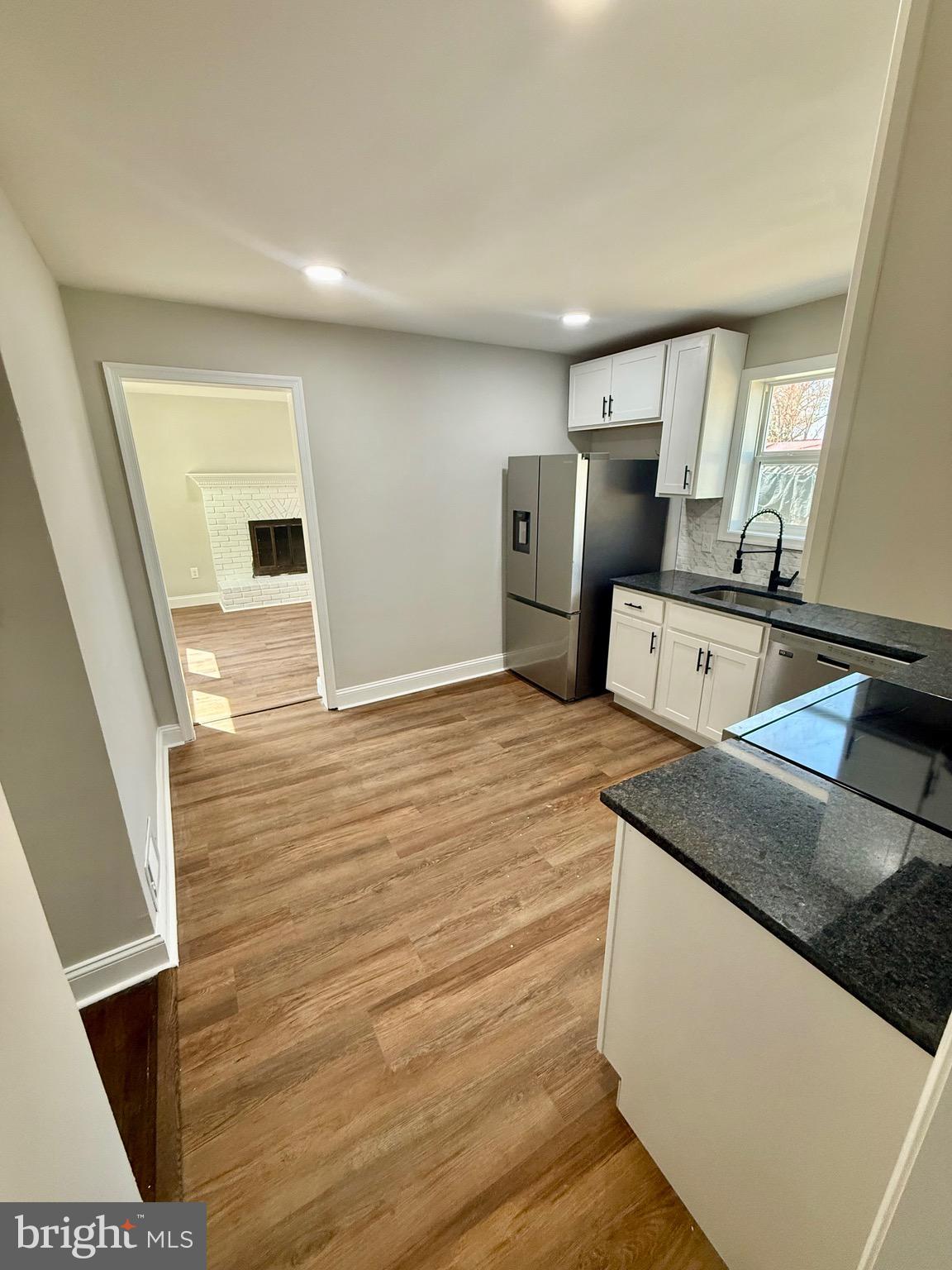 NEW CARROLLTON - Residential