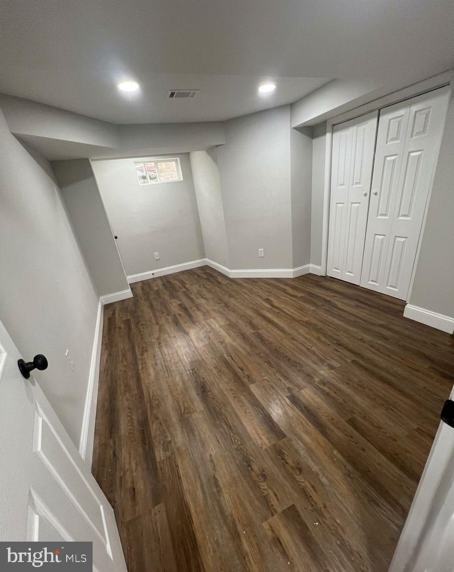 NEW CARROLLTON - Residential