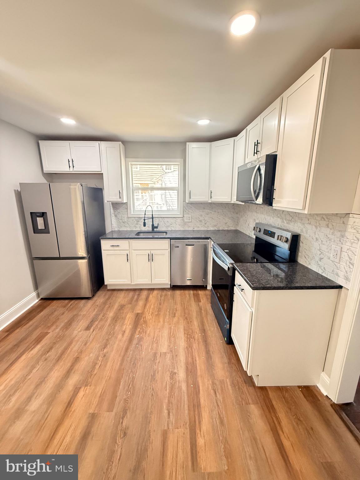 NEW CARROLLTON - Residential