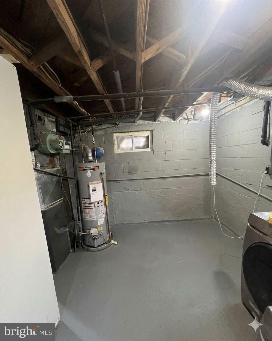 NEW CARROLLTON - Residential