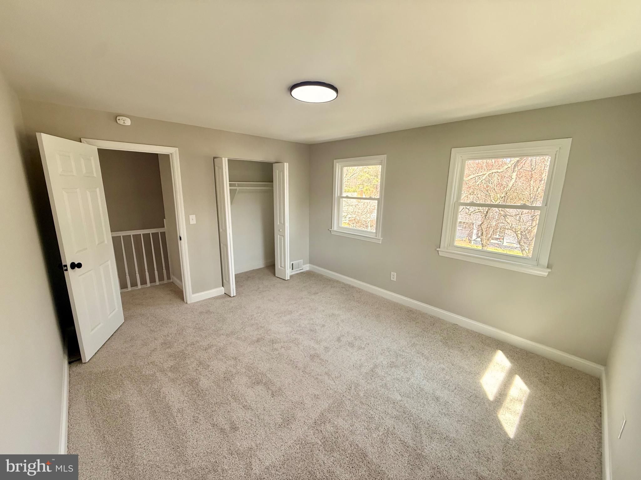 NEW CARROLLTON - Residential