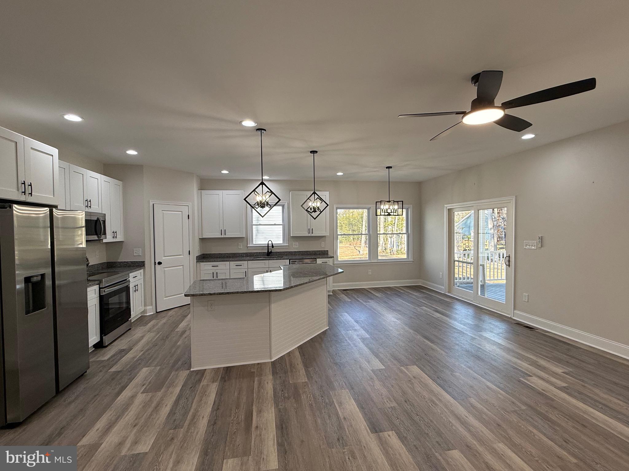 PLACID BAY ESTATES - Residential