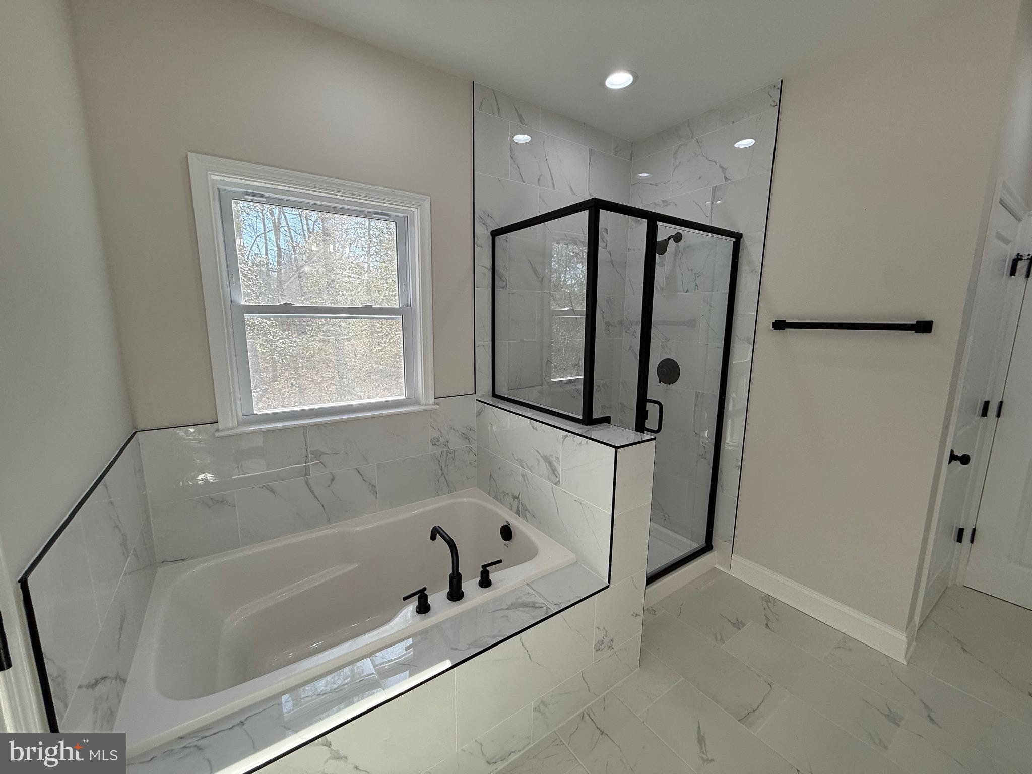 PLACID BAY ESTATES - Residential