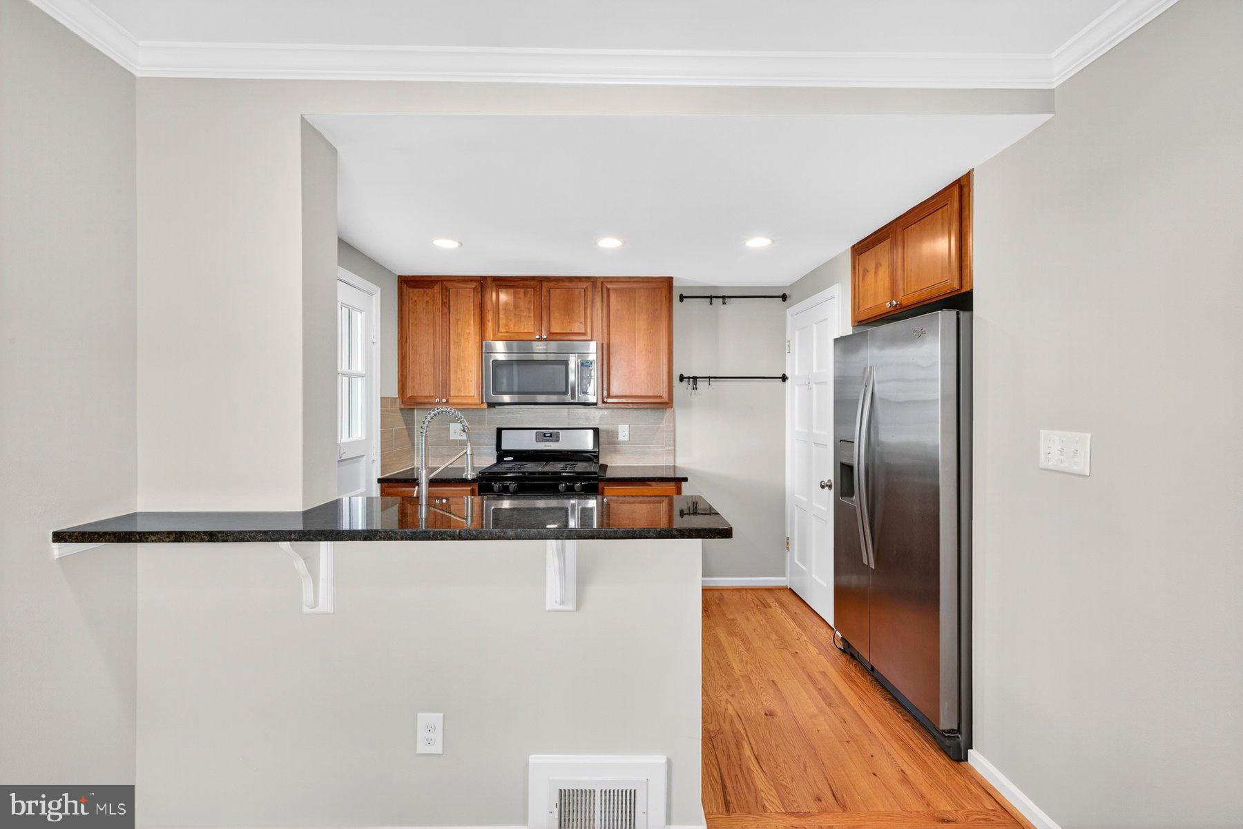 2706 FARMINGTON DRIVE