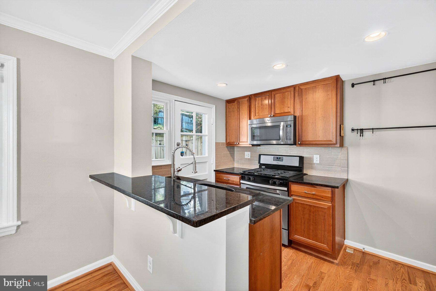 2706 FARMINGTON DRIVE