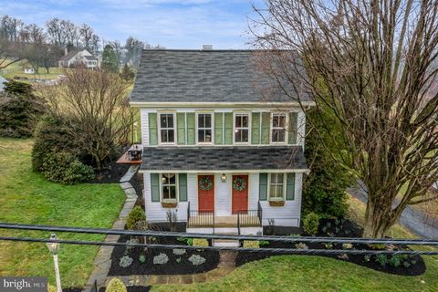 Photo of 351 BROAD ST, EAST EARL, PA 17519 (MLS # PALA2032734)