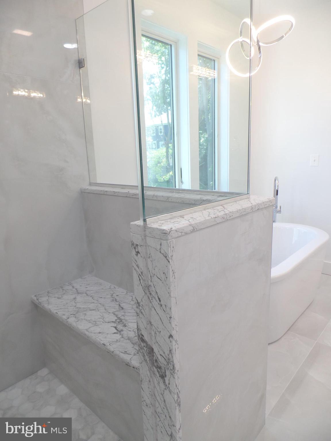 PIMMIT HILLS - Residential