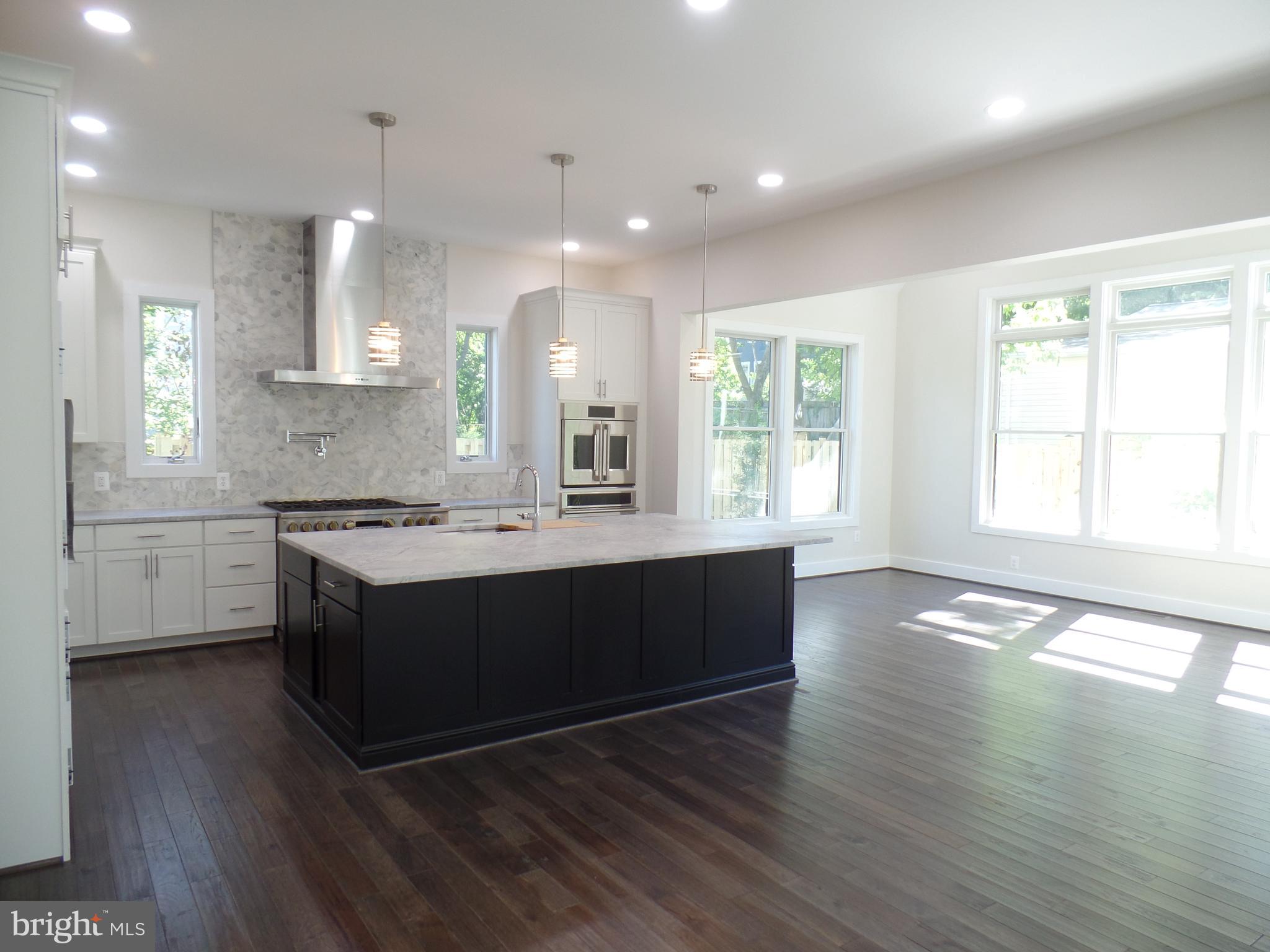 PIMMIT HILLS - Residential