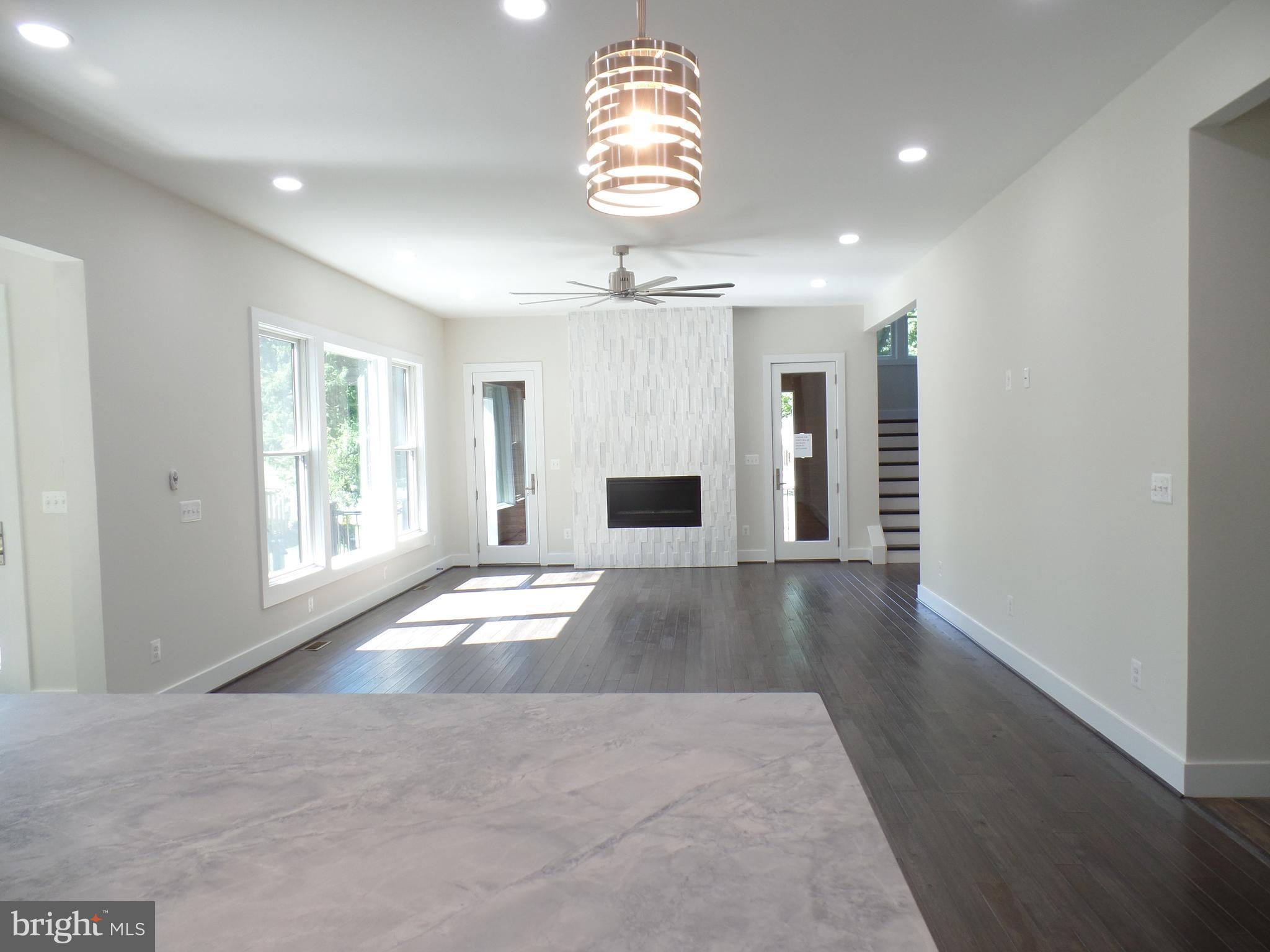 PIMMIT HILLS - Residential