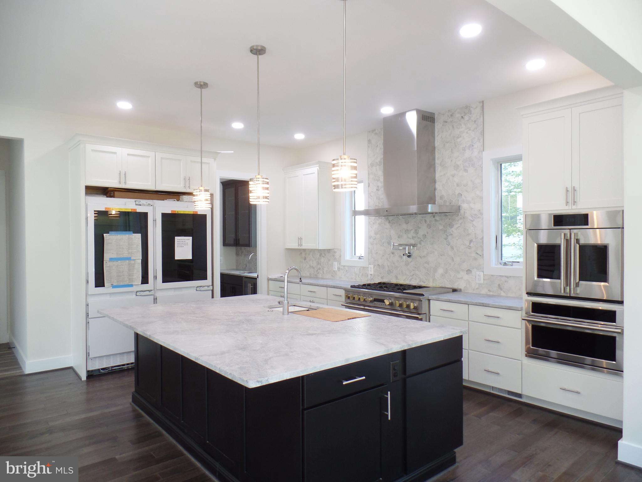 PIMMIT HILLS - Residential