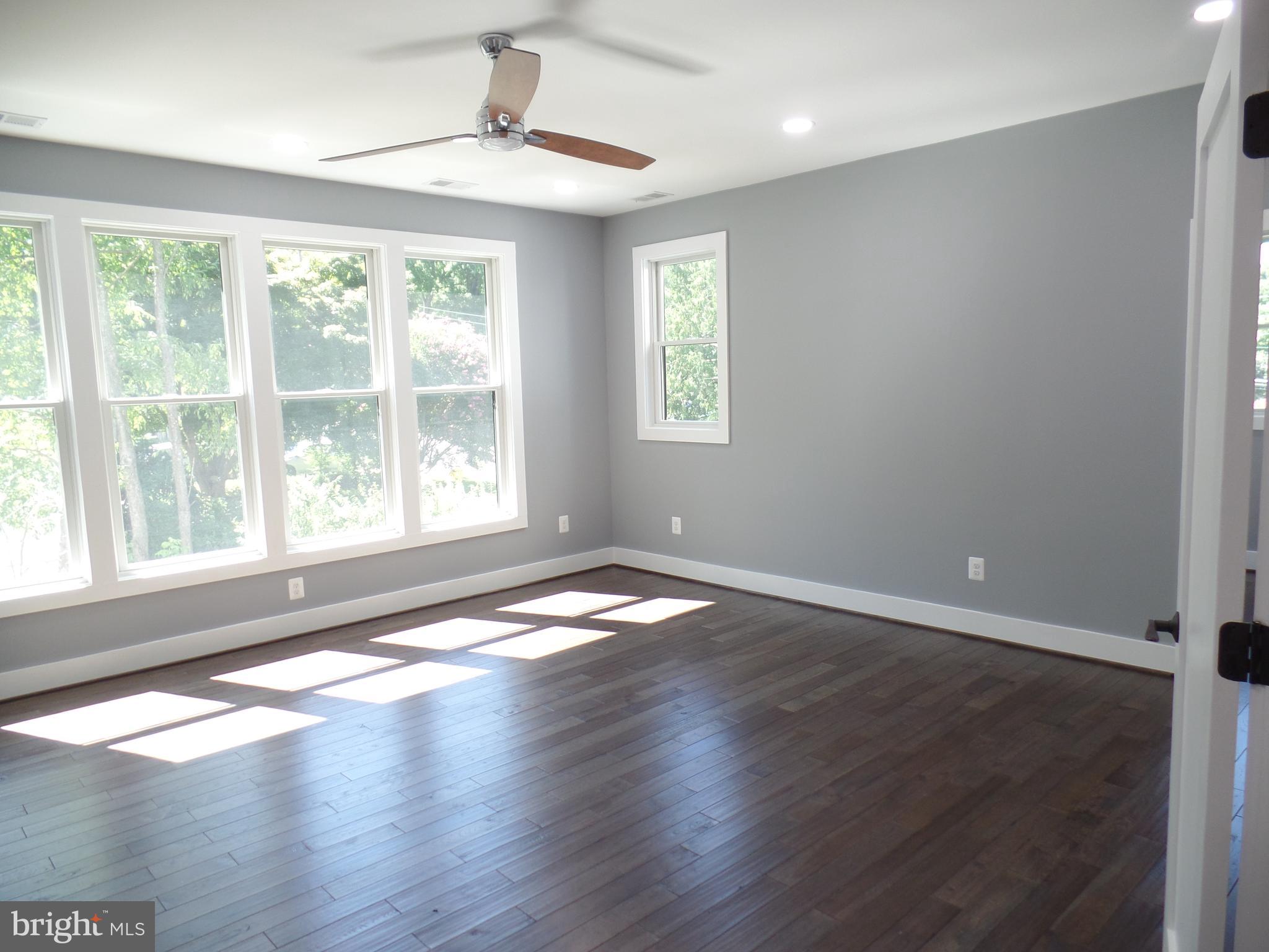 PIMMIT HILLS - Residential