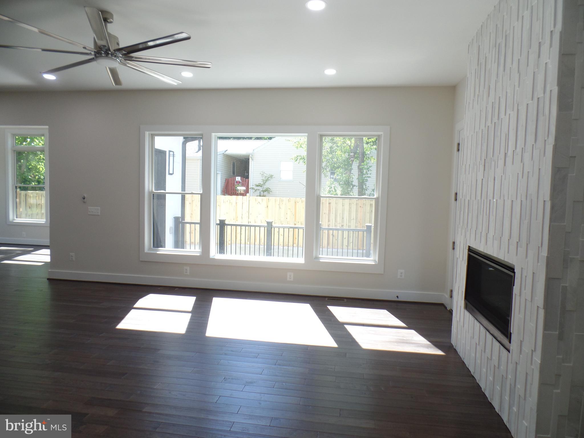 PIMMIT HILLS - Residential