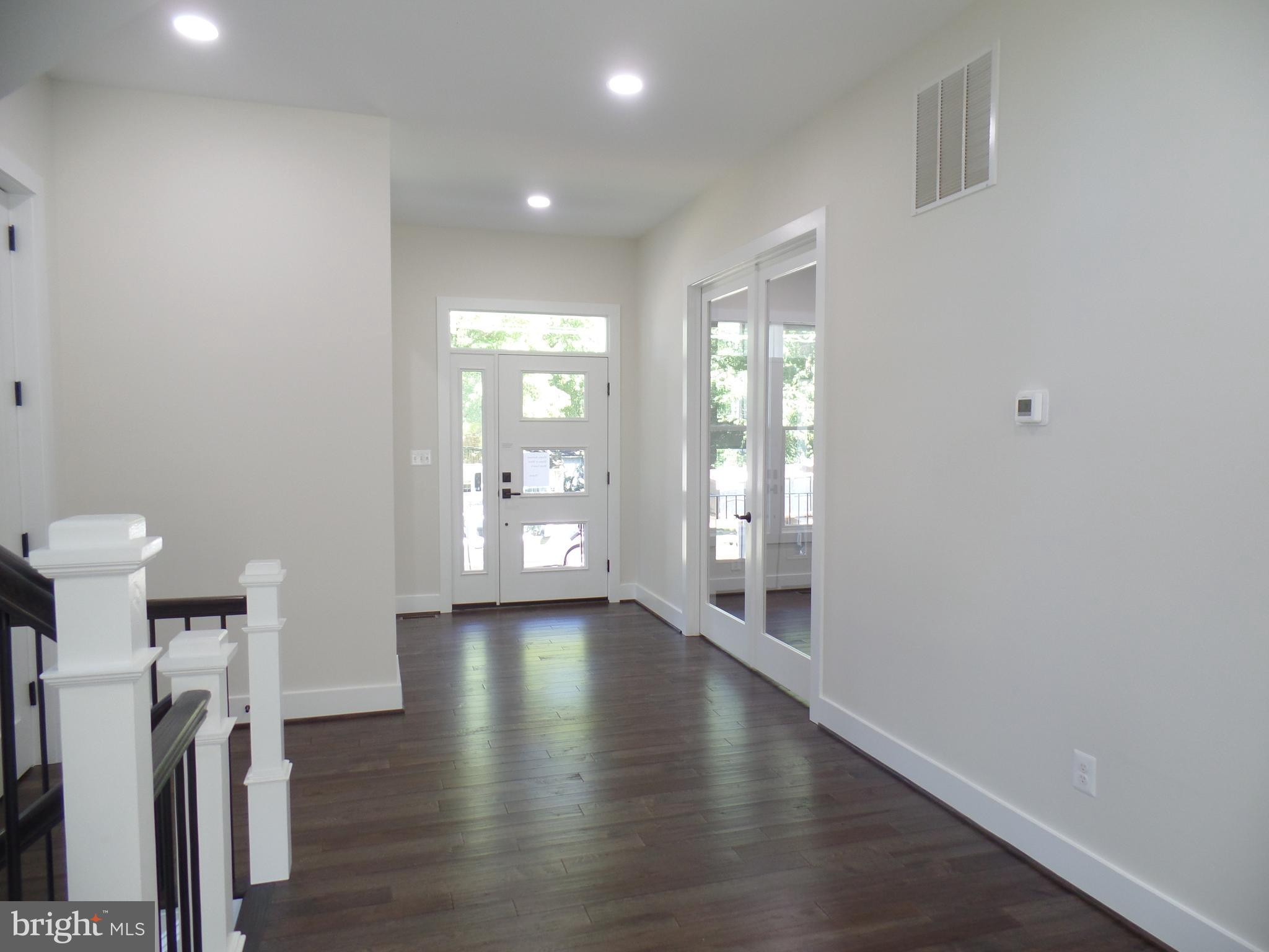 PIMMIT HILLS - Residential