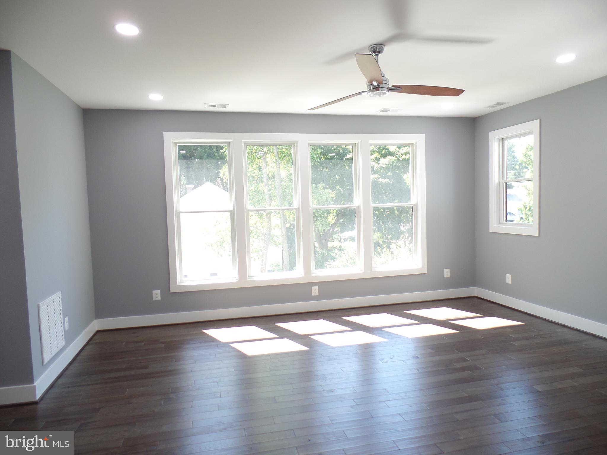 PIMMIT HILLS - Residential