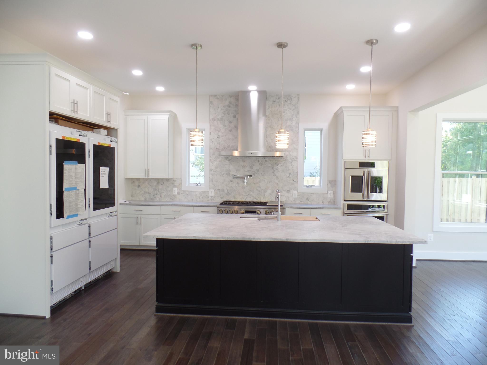 PIMMIT HILLS - Residential