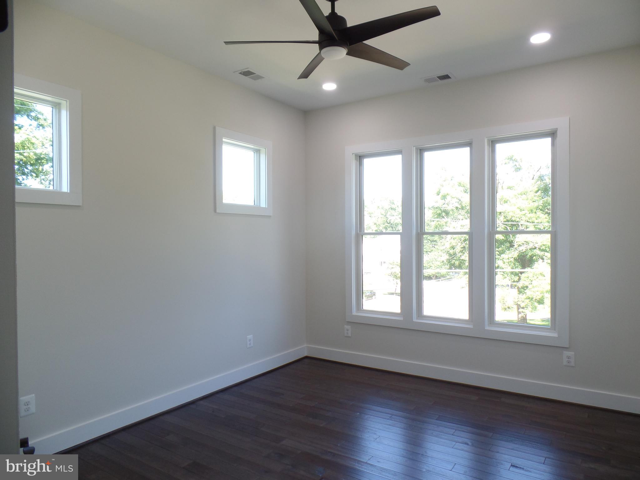 PIMMIT HILLS - Residential