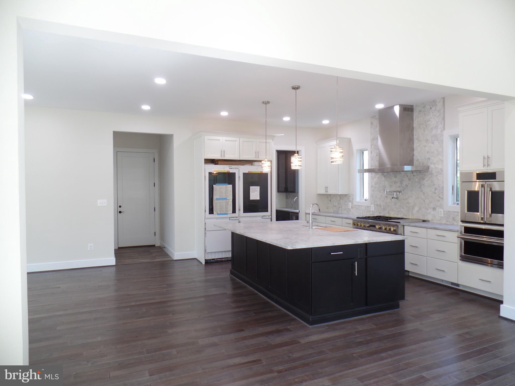 PIMMIT HILLS - Residential