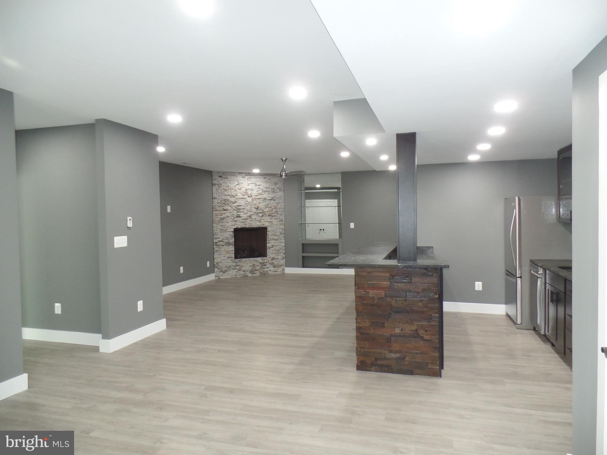 PIMMIT HILLS - Residential