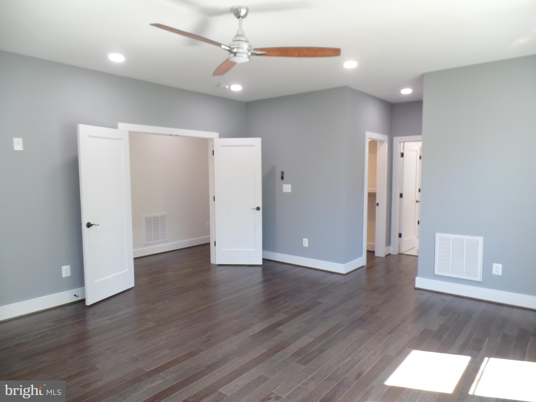 PIMMIT HILLS - Residential