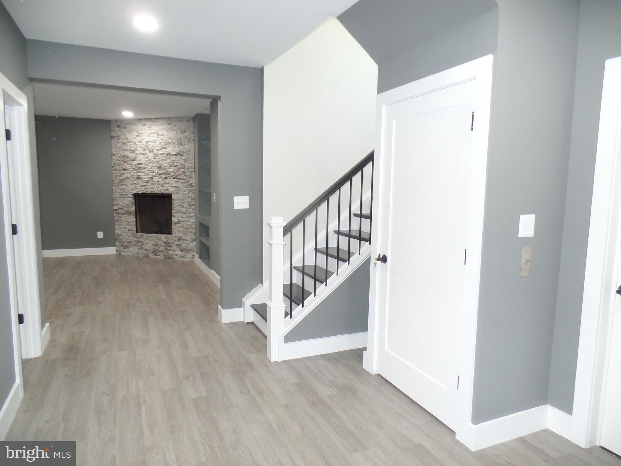 PIMMIT HILLS - Residential