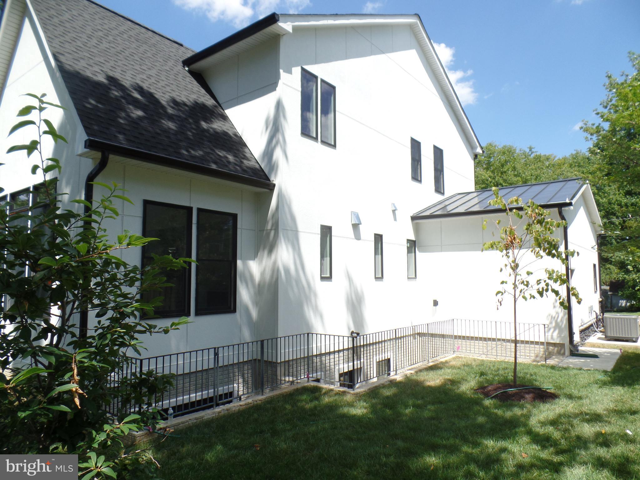 PIMMIT HILLS - Residential