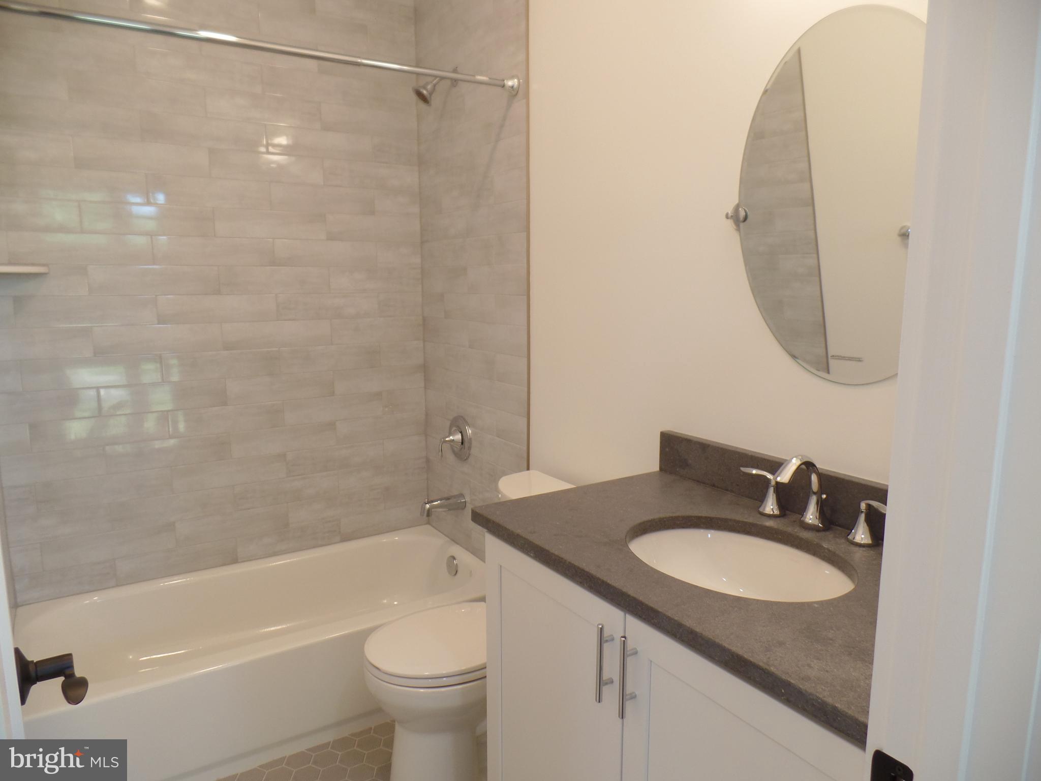 PIMMIT HILLS - Residential