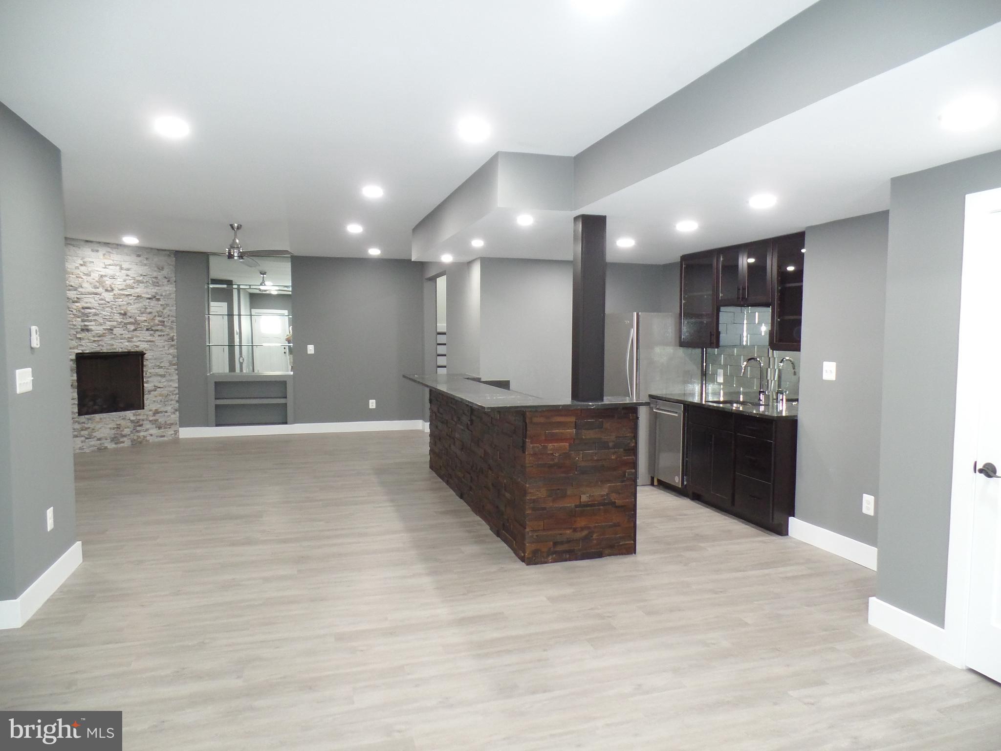 PIMMIT HILLS - Residential