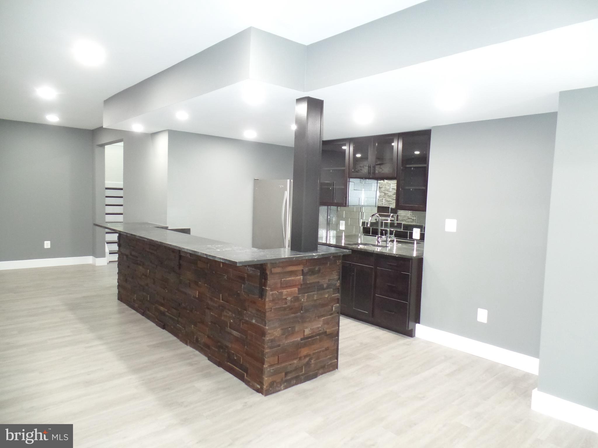 PIMMIT HILLS - Residential